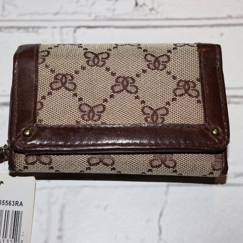 🦋 Designer Trifold Wallet · NWT · Beige & Brown with Brass Rivets